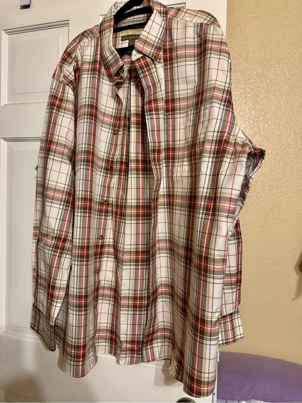 Plaid Button-Up Shirt in White with Red & Brown Checks